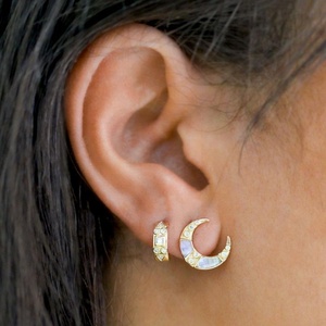 Boutique Sterling 925 Plata Cubic Zirconia Jewelry 14ct Gold Plated Huggies Pendientes - Product Image 2