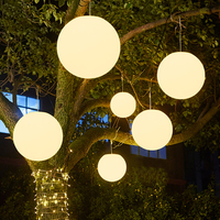 Lumière suspendue en forme de boule d'arbre LED pour hôtel en extérieur, IP66 étanche, cage en métal, lumière lunaire pour la décoration de jardin et de paysage