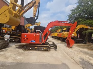 รถขุดตีนตะขาบขนาดเล็ก Hitachi ZX60 5.5 ตัน เครื่องยนต์ดีเซล Isuzu 4JG1 ได้รับการรับรองมาตรฐาน CE และ EPA พร้อมระบบไฮดรอลิก - Product Image 5