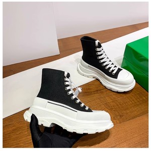 Ladies' Pure White Fashionable Genuine Leather Platform Outdoor Motorcycle Boots with Thick Sole and Anti-Slip Short Boots - Product Image 1