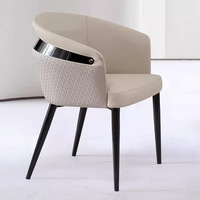 Chaise de salle à manger moderne de luxe rembourrée avec accoudoirs, chaise de salle à manger en cuir PU, pieds en métal, chaise d'appoint pour hôtel et restaurant