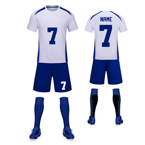 Uniforme da <span class=keywords><strong>calcio</strong></span> per ragazzi maglia da <span class=keywords><strong>calcio</strong></span> con pantaloncini <span class=keywords><strong>tuta</strong></span> sportiva in tinta unita per la formazione per bambini asciugatura rapida traspirante - Product Image 4