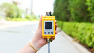 液体測定用マイクロ磁気流量計IP67保護高精度LCDディスプレイRS485 Modbus通信 - Product Image 3