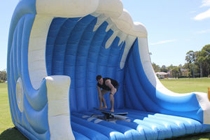 Vente d'usine en Chine <span class=keywords><strong>APEX</strong></span> ISB004 Simulateur de surf mécanique Planche de surf mécanique gonflable Bon prix Ensemble complet Garantie de <span class=keywords><strong>3</strong></span> ans - Product Image 3