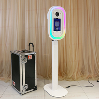   Photomaton ovale avec angle de prise de vue réglable et flight case pour iPad, idéal pour les mariages