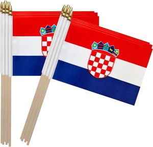 Drapeaux croates de bâton croate de poche 12x18 imprimé 150D Polyester bâton en bois massif drapeau de pays - Product Image 1