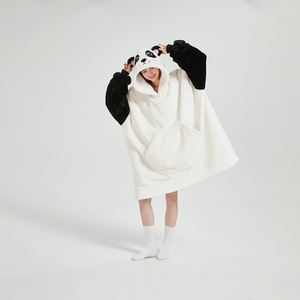 Tùy chỉnh quá khổ mùa đông ấm cúng sang trọng polyester sherpa áo mặc lông cừu hoodie chăn với mũ trùm gấu trúc - Product Image 5