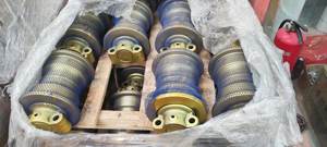 KATO HD700 HD450 DH308 экскаваторный гусеничный каток бульдозер Гусеничный несущий роликовый экскаватор запасные части для ходовой части экскаватора - Product Image 6