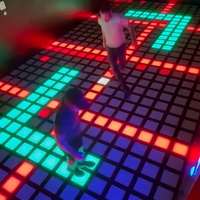 Jeux de mouvement de sol en carrelage à LED enfants détecteur de mouvement interactif projecteur jeu de sol éclairé avec logiciel de conception