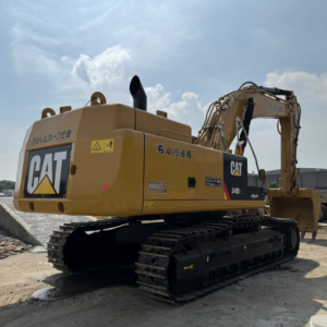 Excavatrice sur chenilles Caterpillar 349D2L d'occasion en bon état de fonctionnement, modèle 2021, capacité de la benne de 2,0 m, moteur PLC, boîte de vitesses - Product Image 1