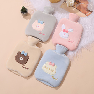 <span class=keywords><strong>Bolsa</strong></span> <span class=keywords><strong>de</strong></span> <span class=keywords><strong>Agua</strong></span> <span class=keywords><strong>Caliente</strong></span> con Funda Suave <span class=keywords><strong>para</strong></span> Calentar el Vientre y las Manos, Compresas Frías/Calientes <span class=keywords><strong>de</strong></span> Doble Uso, Capacidad <span class=keywords><strong>de</strong></span> 1L, Alivio Menstrual - Product Image 3