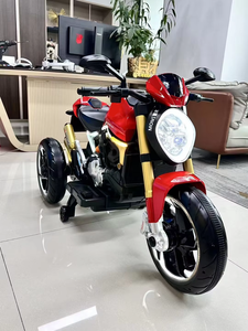 Tricycle électrique à <span class=keywords><strong>trois</strong></span> <span class=keywords><strong>roues</strong></span> de haute qualité pour enfants, <span class=keywords><strong>scooter</strong></span> télécommandé, mini moto, jouet à roulettes en plastique, modèle de voiture - Product Image 2