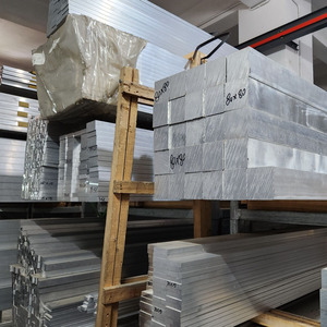 Profili in alluminio anodizzante per estrusione industriale lavorati a cnc - Product Image 5