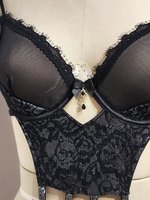 Bodysuit renda sifon floral hitam sheer dengan potongan V dalam dan tali, ODM, lingerie transparan seksi untuk wanita