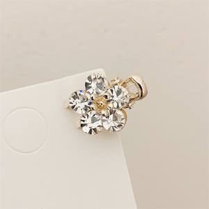 2022 yeni moda kristal aksesuarları sevimli Rhinestone saç pençe klipsleri zarif küçük çiçek saç tokası - Product Image 5