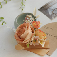 Set Korsase & Boutonniere Pernikahan Buatan Tangan, Bunga Pergelangan Tangan & Pin Kerah Buatan untuk Pengantin Wanita, Pengantin Pria, Pengiring Pengantin.