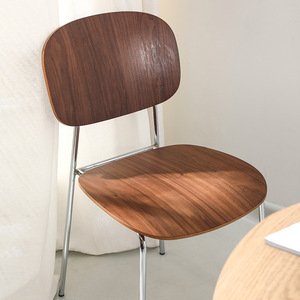 Chaise de salle à manger minimaliste en bois massif couleur noyer naturel avec dossier pour la maison, le café, la salle de réunion - Product Image 3