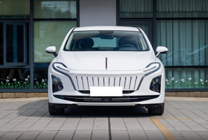 Hongqi E_QM5 Edición Viaje 2024, Sedán Eléctrico <span class=keywords><strong>de</strong></span> 4 Puertas y 5 Plazas con Autonomía <span class=keywords><strong>de</strong></span> 500 km, Batería <span class=keywords><strong>de</strong></span> Litio Hierro Fosfato, Distancia Entre Ejes <span class=keywords><strong>de</strong></span> 2990 mm - Product Image 2