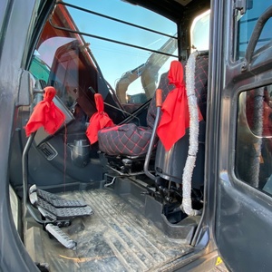 Presque neuf, livraison gratuite, mini-excavatrice hydraulique sur chenilles HITACHI ZX70 d'occasion de 7 tonnes pour usage agricole et domestique - Product Image 6