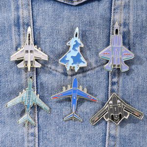 Spille in Lega di Zinco YINI Aircraft - Distintivi Artistici di Volo Dettagliati Stampati in UV, Oggetti da Collezione Unici per Appassionati di Aerei e Difesa - Product Image 1