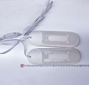 Secador de Zapatos Portátil con Calentador para Viajes y Uso Doméstico, Diseño Compacto, Seca Zapatos Rápidamente, Elimina el Olor, para Niños, Adultos y Estudiantes en Movimiento - Product Image 4