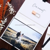 Boîtes de rangement pour clé USB photo de mariage avec logo estampé à chaud sur mesure, en lin, à compartiment unique, avec revêtement UV et doublure en éponge