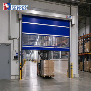Porte industrielle à grande vitesse pour les zones de <span class=keywords><strong>trafic</strong></span> logistique avec protection de sécurité infrarouge et structure résistante au vent - Product Image 3