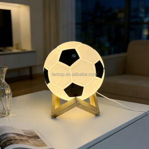 <span class=keywords><strong>Lampe</strong></span> de chevet d'ambiance simple en forme de ballon de football pour la <span class=keywords><strong>chambre</strong></span> des garçons, décoration de <span class=keywords><strong>chambre</strong></span> d'adolescent et présentoir de table pour les passionnés de football - Product Image 1