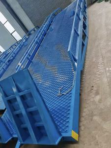 Strongway Smart Mobile Dock Leveler Certificato CE, Rampa di Carico con Regolazione Automatica dell'Altezza e Pompa Idraulica, Garanzia di 2 Anni - Product Image 5