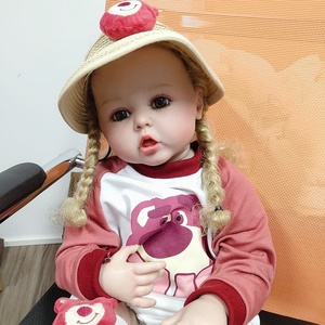 Bambola Realistica di Bambina, Capelli Biondi e Occhi Blu, Sperimenta il Miglior Giocattolo Reborn per Bambini - Product Image 4