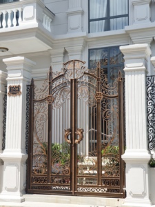 Portail moderne en acier forgé avec un design français élégant et une surface thermolaquée, forme en acier 50x100x4x8 - Product Image 2