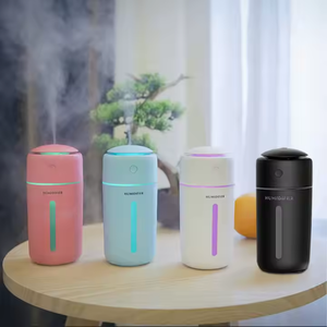 เครื่องเพิ่มความชื้นในรถยนต์แบบ USB ไร้สายติดตั้งได้เครื่องพ่นน้ำมันหอมระเหยพร้อมการเปลี่ยนสำหรับการใช้งาน RV - Product Image 4