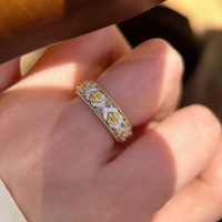 Bague florale texturée en strass brossé style palais rétro français 2026, design large, pour l'index, ensemble de bijoux