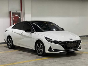 Auto Usate Hyundai Elantra 2022 1.5L CVT <span class=keywords><strong>LUX</strong></span> Edizione Deluxe 1.5L 115 L4 Benzina 4 Porte 5 Posti Berlina - Product Image 2