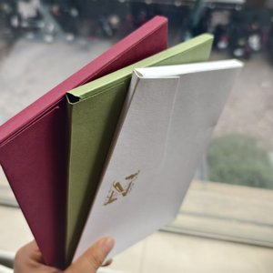 Invitación de Boda de Lujo Personalizada, Tarjeta de Confirmación con Diseño en Lámina Dorada, Incluye Sobres, Impresión en Cartulina - Product Image 6