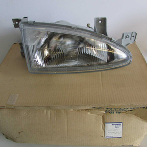 Copertura Faro Anteriore Destro Alogeno/Xenon Nuovo per Hyundai Accent Mk1 1995-1999 92102-22240 9127 68-2-E-3 - Product Image 1