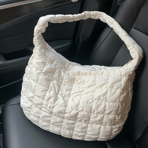 กระเป๋าสะพายข้างลายเมฆ ผ้าไนลอนสีขาว ปิดด้วยซิป ใช้ได้ทุกวัน กระเป๋าสะพายไหล่ผู้หญิง ความจุขนาดใหญ่ น้ำหนักเบา - Product Image 2