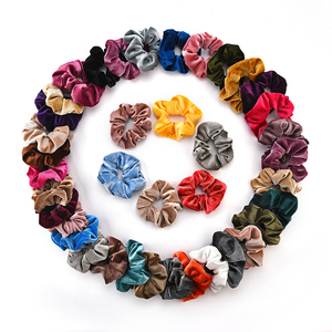 Groothandel Premium Fluweel Scrunchies Sets Elastische Haarbanden Fluwelen Haar Scrunchies Voor Vrouwen Haaraccessoires Haarband Stropdassen - Product Image 2