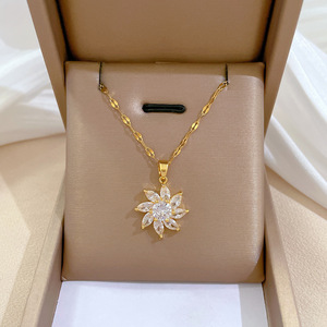 Ensemble de collier et boucles d'oreilles en cristal clair étincelant, fleurs, plaqué or, zircon cubique CZ, ensemble de bijoux pour femmes - Product Image 5