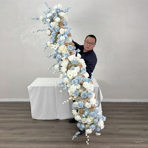 Al por mayor: Camino de flores artificiales de seda realistas con diseño de rosas para arco de boda, telón de fondo, tamaño y color personalizables, hecho a mano para eventos. - Product Image 1