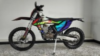 Moto KEWS K16 légère 116 kg, moteur Loncin YBS300 300cc à double arbre à cames en tête, démarrage électrique sans balais, transmission par chaîne, hydraulique