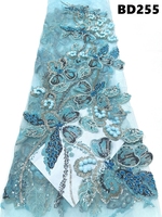 Tissu en dentelle brodée à la main de Dubaï, prix d'usine, dentelle perlée violette, tissu en dentelle perlée pour robe de mariée