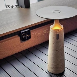 Lampe de table LED Wuji Life rechargeable à commande tactile pour une utilisation à la maison et en extérieur - Product Image 3