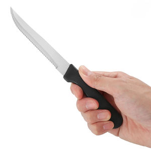 Couteau à steak en acier inoxydable pour cuisine avec manche en plastique noir, lame à denture fine - Product Image 5