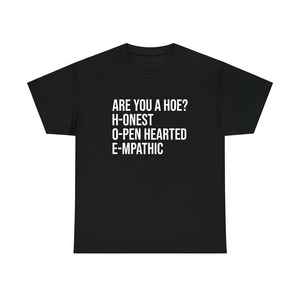 Maglietta con scritta 'Hoe Offensive', Maglietta con meme divertente, Maglietta 'Cringe', Maglietta 'Inorridente', Maglietta 'Inadatta', Regalo scherzoso, Magliette 'Dumb' con messaggi drammatici - Product Image 1