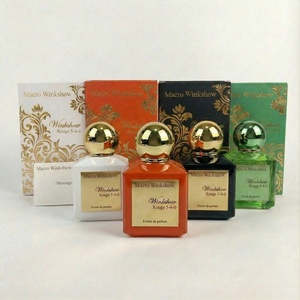 Parfum unisexe de luxe de Dubaï, haute qualité, Oud Rose, vaporisateur, parfum durable, coffret cadeau haut de gamme <span class=keywords><strong>pour</strong></span> hommes et femmes, vente en gros - Product Image 5