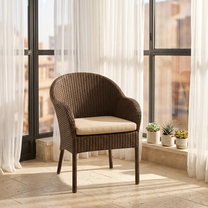 Chaise de jardin en osier d'extérieur avec coussin beige, style rustique, pieds coniques, structure robuste pour terrasse et patio - Product Image 4