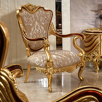Canapé classique de luxe doré, style baroque turc, capitonné en tissu, avec structure en bois sculpté, pour mobilier d'hôtel de luxe