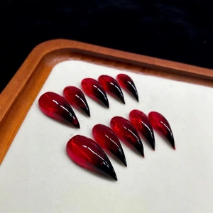 Ongles à presser INS, dégradé rouge, griffes d'aigle 3D, faits main, forme stiletto, griffes de dragon courbées, épaissis, style gothique, vente en gros - Product Image 2