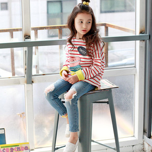 Camisetas de Algodón Egipcio Personalizadas con Pedrería de Diseño - Product Image 3